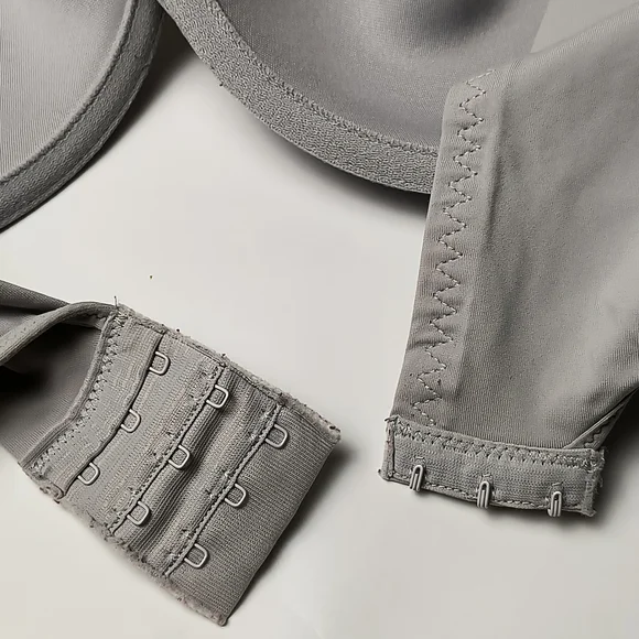 Bali Classic Gray Underwire Bra Adjustable Size 36D - Picture 5 of 7